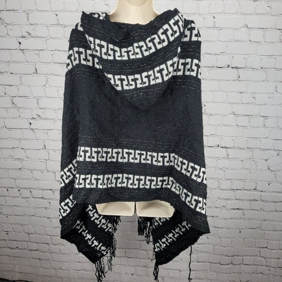 Free People Black White Hooded Toggle Boho Fringe Cape Sweater One Size O/S - Picture 2 of 13